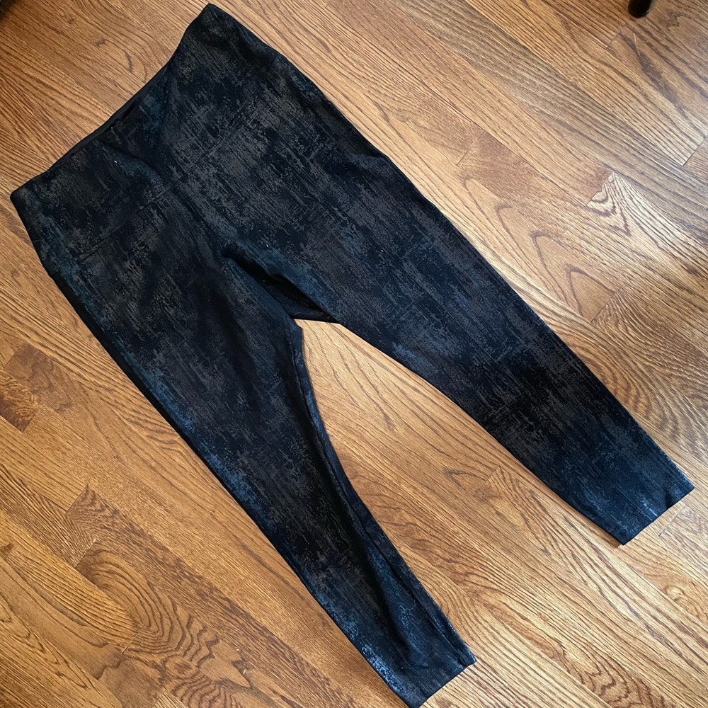 Lysse | women’s black print leggings 1X